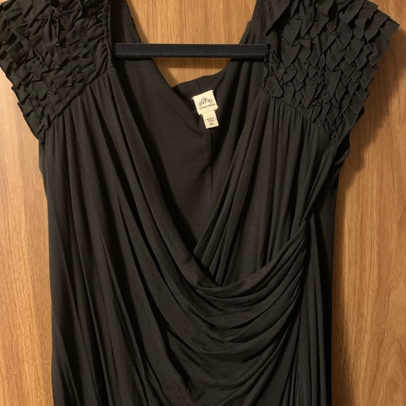 Dresses & Skirts - Little Black Dress